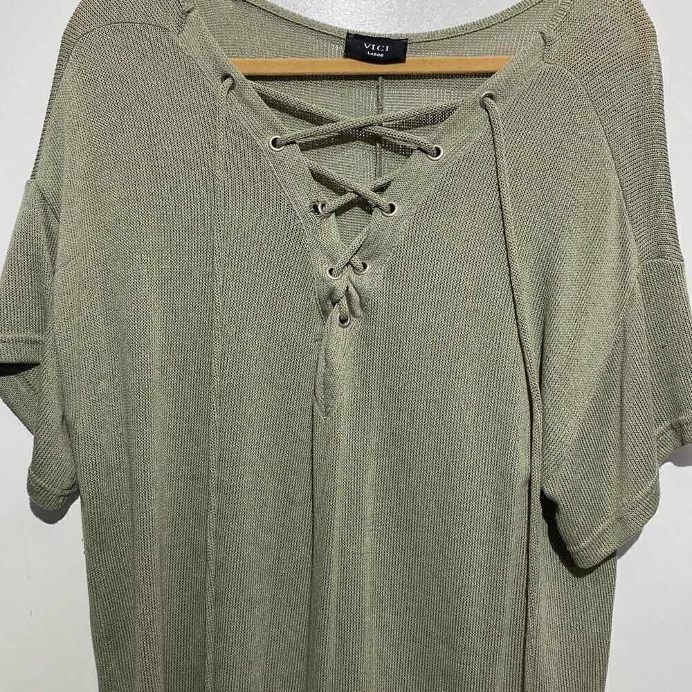 Vici Women's Olive Green Tundra Lace Tie-Up Closure Stretchy Knitted Top Large